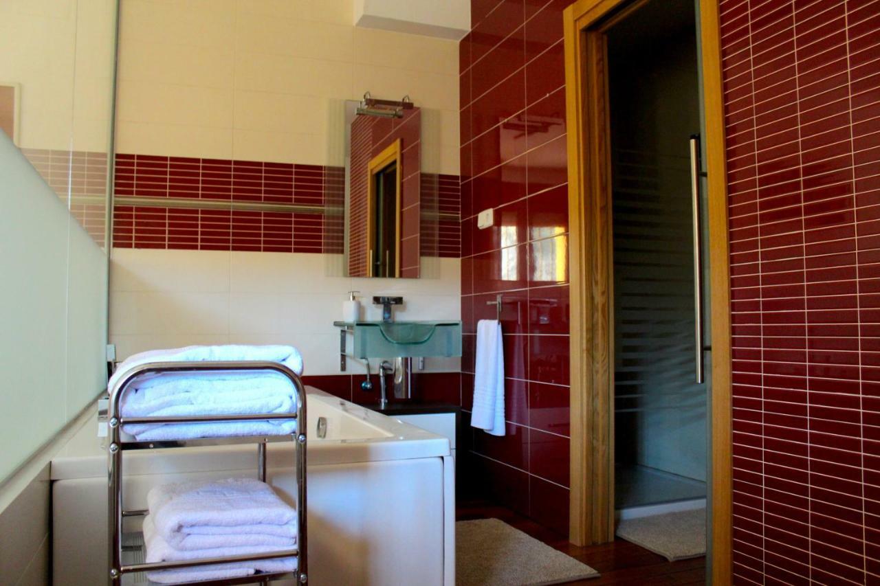 Casa Rural Laguna De Uña Eksteriør billede
